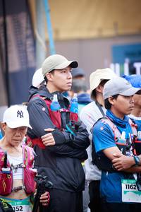 BIB: 1162, 152
                            <button type="button" onclick="openModal(13425195)" class="btn btn-primary btn-sm float-right btn-popup" data-toggle="modal" data-target=".modal-high-quality">
                        <i class="fas fa-shopping-cart"></i> Add to Cart
                    </button>
                                            <button type="button" onclick="isThisMe(13425195, true)" class="btn btn-success btn-sm float-right btn-popup btn-isme hidden" data-toggle="tooltip" data-placement="bottom" title="นี่คือรูปของคุณใช่ไหม คลิกที่นี่เพื่อเอาเข้าอัลบั้ม">
                        <i class="fas fa-plus"></i> Add to album
                    </button>
                    <button type="button" onclick="isThisMe(13425195, false)" class="btn btn-warning btn-sm float-right btn-popup btn-isnotme hidden">
                        <i class="fas fa-ban"></i> Remove from album
                    </button>